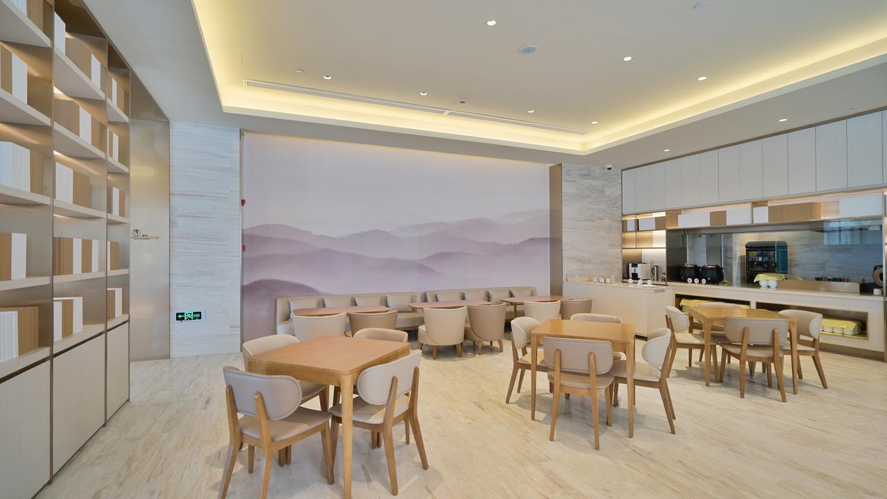 Ji Hotel Shanghai Hongqiao National Convention And Exhibition Center Huaxiang Road 외부 사진